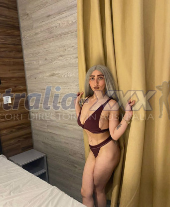 Photo escort girl Julia: the best escort service