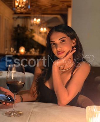 Photo escort girl Dolunay: the best escort service