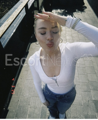 Photo escort girl Buse ece : the best escort service