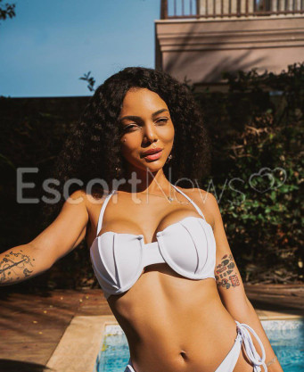 Photo escort girl Aleksa: the best escort service