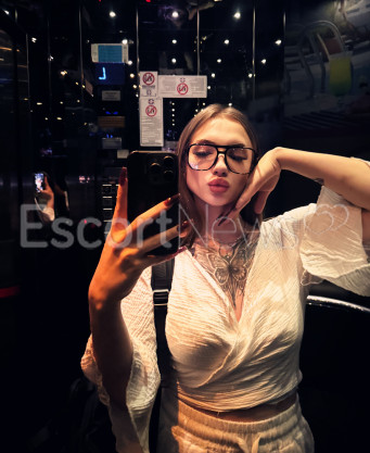 Photo escort girl Lera: the best escort service