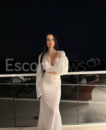 Photo escort girl Mia: the best escort service