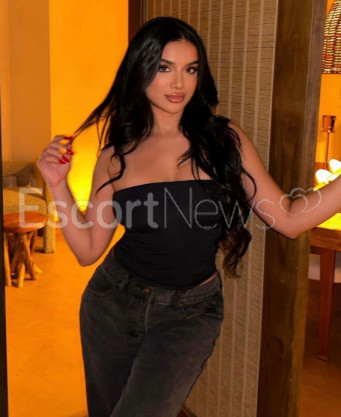 Photo escort girl Aisha: the best escort service