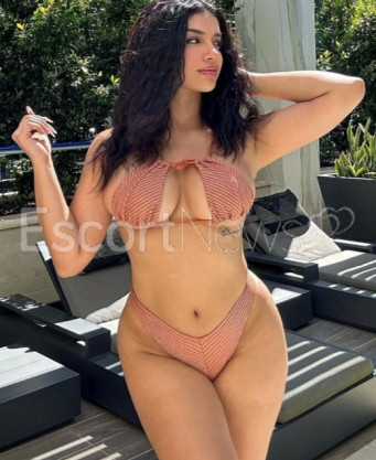 Photo escort girl Aisha: the best escort service