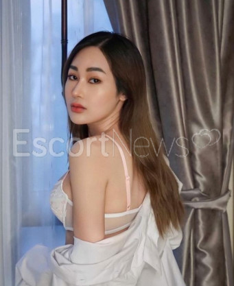 Photo escort girl Lily : the best escort service