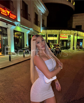Photo escort girl Simay: the best escort service