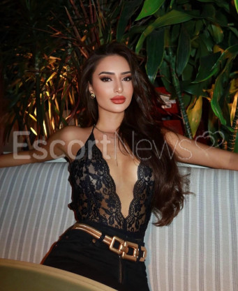 Photo escort girl KAYRA: the best escort service