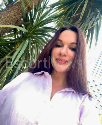 Photo escort girl Elina: the best escort service