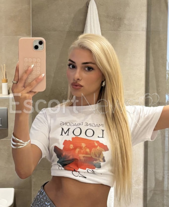 Photo escort girl Elina: the best escort service