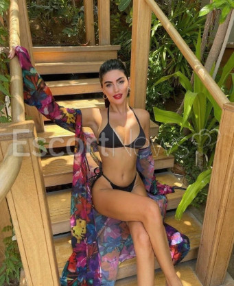 Photo escort girl sarah: the best escort service