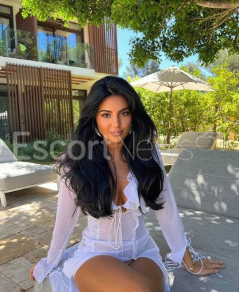 Photo escort girl sarah: the best escort service