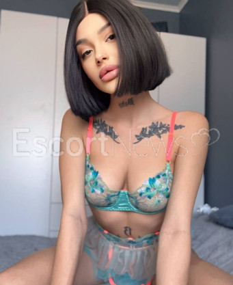 Photo escort girl Lina: the best escort service