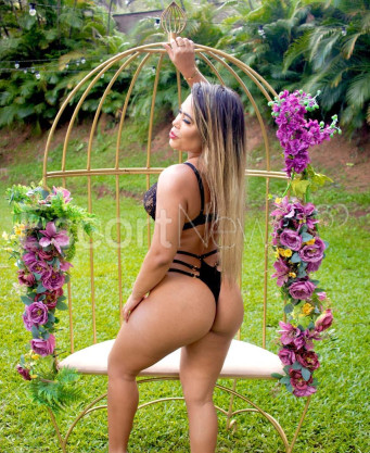 Photo escort girl Alice : the best escort service