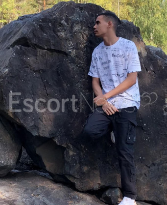 Photo escort girl Arlyn: the best escort service