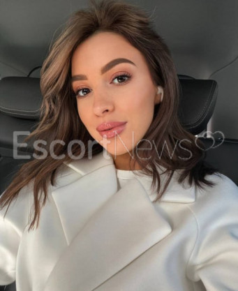 Photo escort girl Dinelya: the best escort service