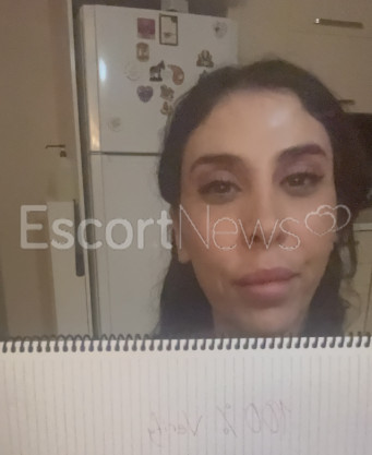 Photo escort girl Asyadilan: the best escort service