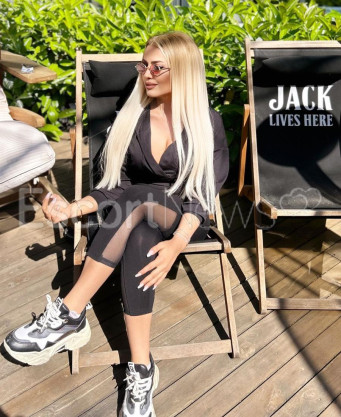 Photo escort girl Pelin: the best escort service