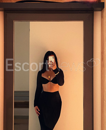 Photo escort girl Iris : the best escort service