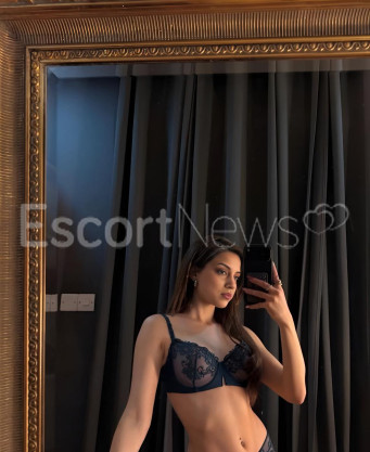 Photo escort girl Lila Vip: the best escort service