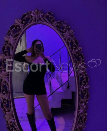 Photo escort girl Simay : the best escort service