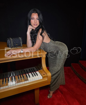 Photo escort girl Kelly: the best escort service