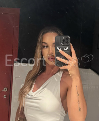 Photo escort girl Derin: the best escort service