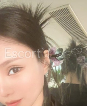 Photo escort girl Yaria: the best escort service