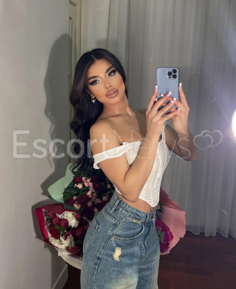Photo escort girl Zehra: the best escort service