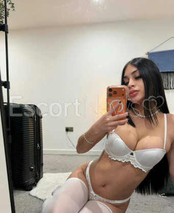 Photo escort girl Alisia: the best escort service