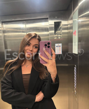 Photo escort girl Alya: the best escort service
