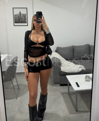 Photo escort girl Samantha: the best escort service