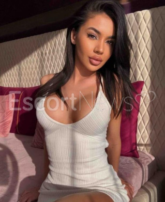 Photo escort girl Sanya: the best escort service