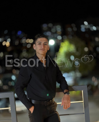 Photo escort girl Akay: the best escort service