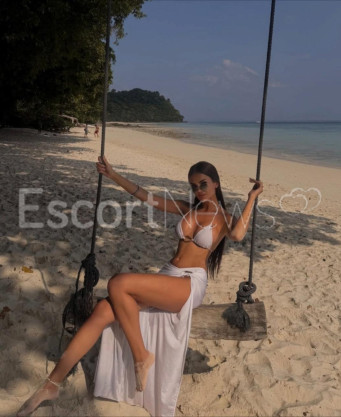 Photo escort girl Alina: the best escort service