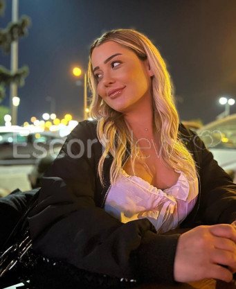 Photo escort girl PAMELIA: the best escort service