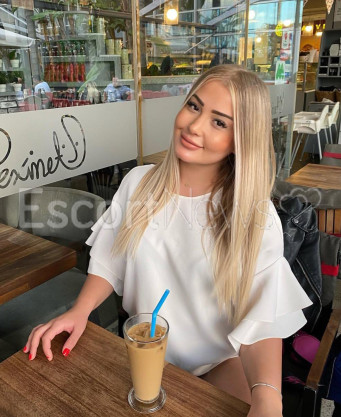 Photo escort girl PAMELIA: the best escort service