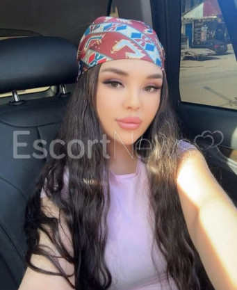 Photo escort girl Pia: the best escort service