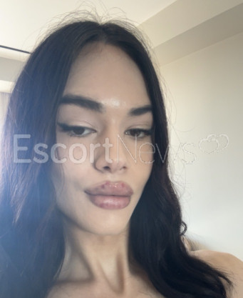 Photo escort girl Bella: the best escort service