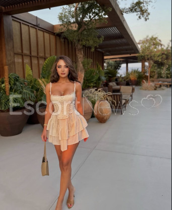 Photo escort girl Tomris: the best escort service