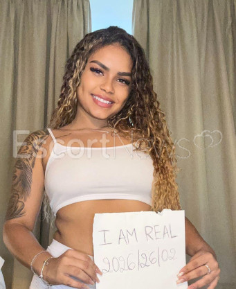 Photo escort girl Lari : the best escort service