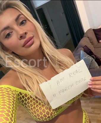Photo escort girl Sky: the best escort service