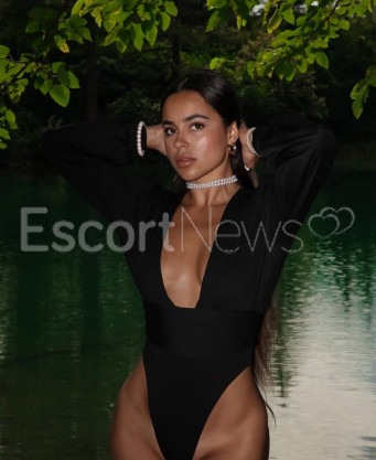 Photo escort girl Lina: the best escort service