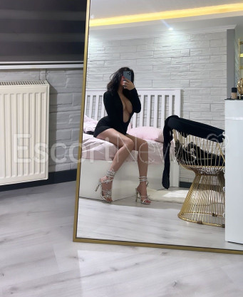 Photo escort girl Asyasu: the best escort service