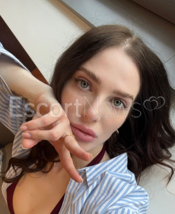 Photo escort girl Clarisse99: the best escort service