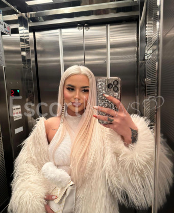 Photo escort girl Yasmine : the best escort service