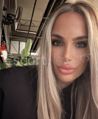 Photo escort girl Deren: the best escort service