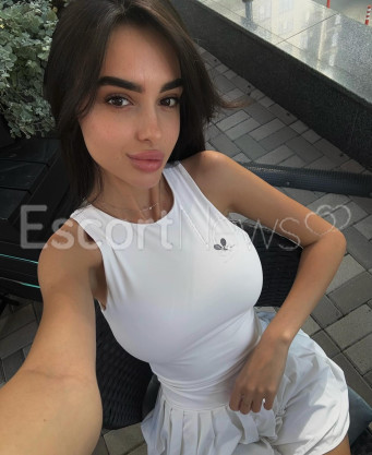 Photo escort girl Alsu: the best escort service
