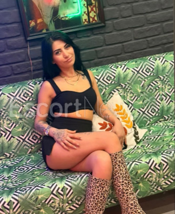 Photo escort girl Sumeyra: the best escort service