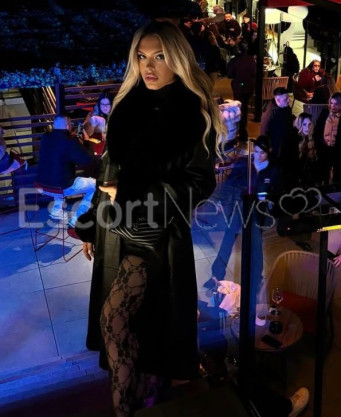 Photo escort girl ellea: the best escort service