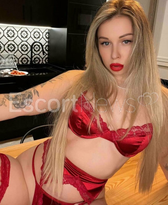 Photo escort girl Dakota: the best escort service